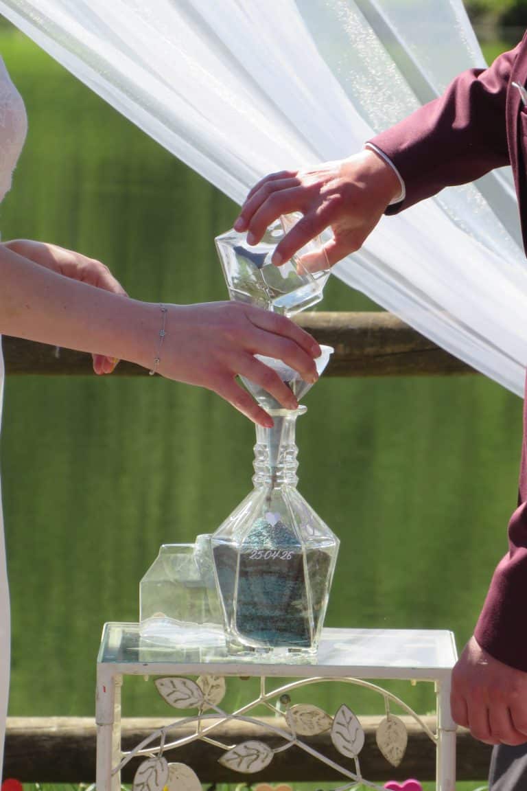Rituel du sable au mariage d'Adeline et Yann